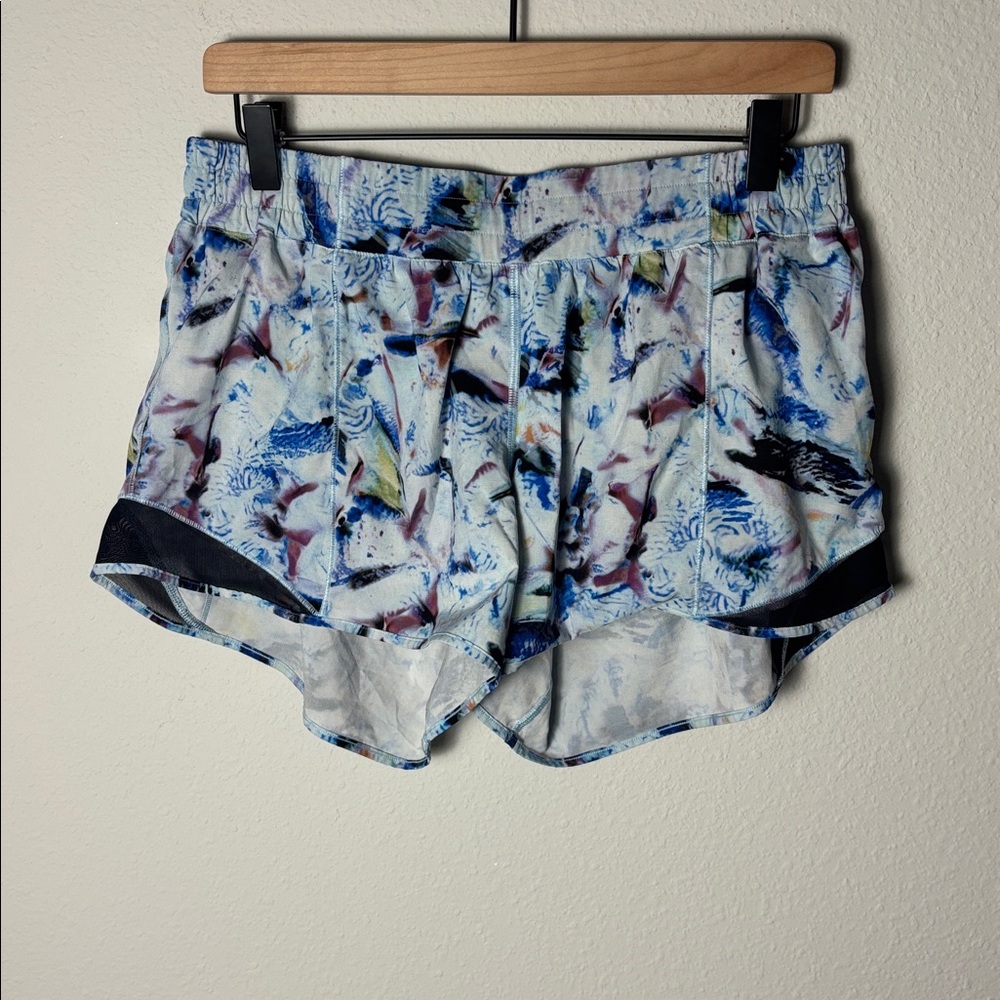 lululemon athletica Light Blue Multicolor Printed Athletic Shorts